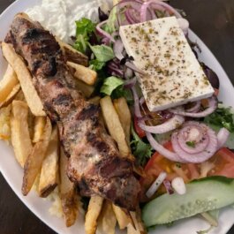 337971158_238272232091558_4756388232454533870_n souvlaki